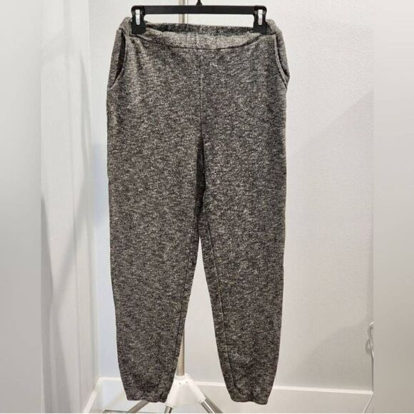 FOREVER 21 women's stretchy waist Sweatpants, size M - Picture 1 of 7